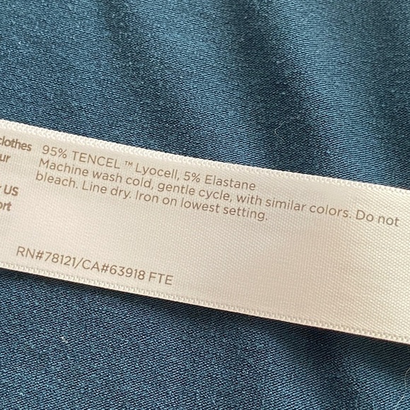 Eileen Fisher Fine Jersey Oversized Round Neck Top Alpine Green Size Large - Picture 7 of 11